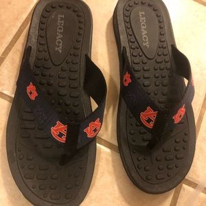 Men’s auburn flip flops 10/11